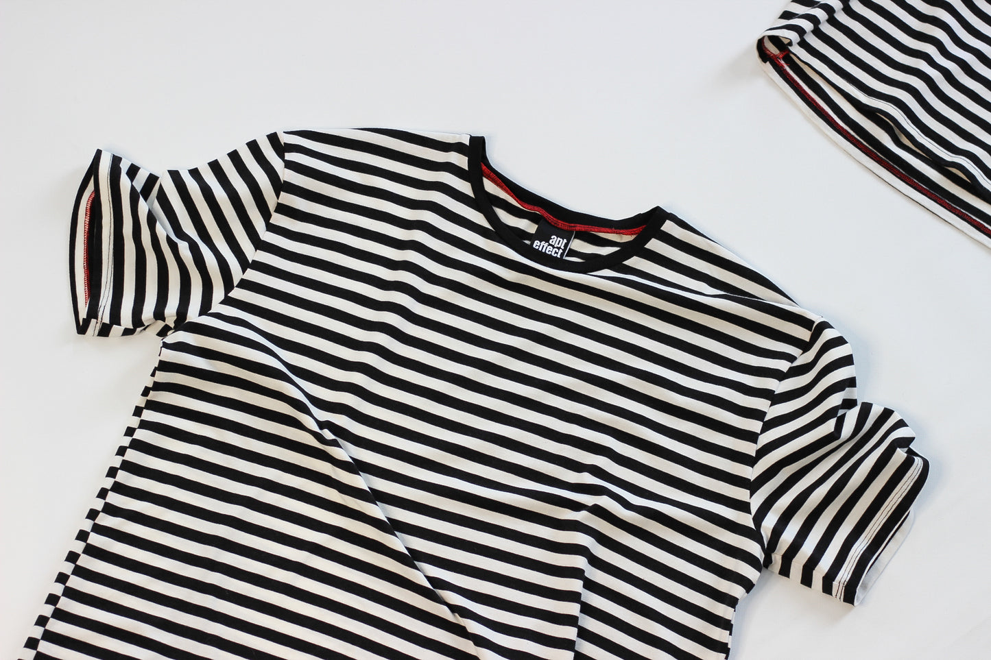 APT. PREMIUM BAMBOO T-SHIRT